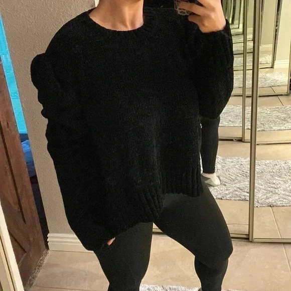 POL Sweaters - POL Soft knit gathered sleeve sweater​